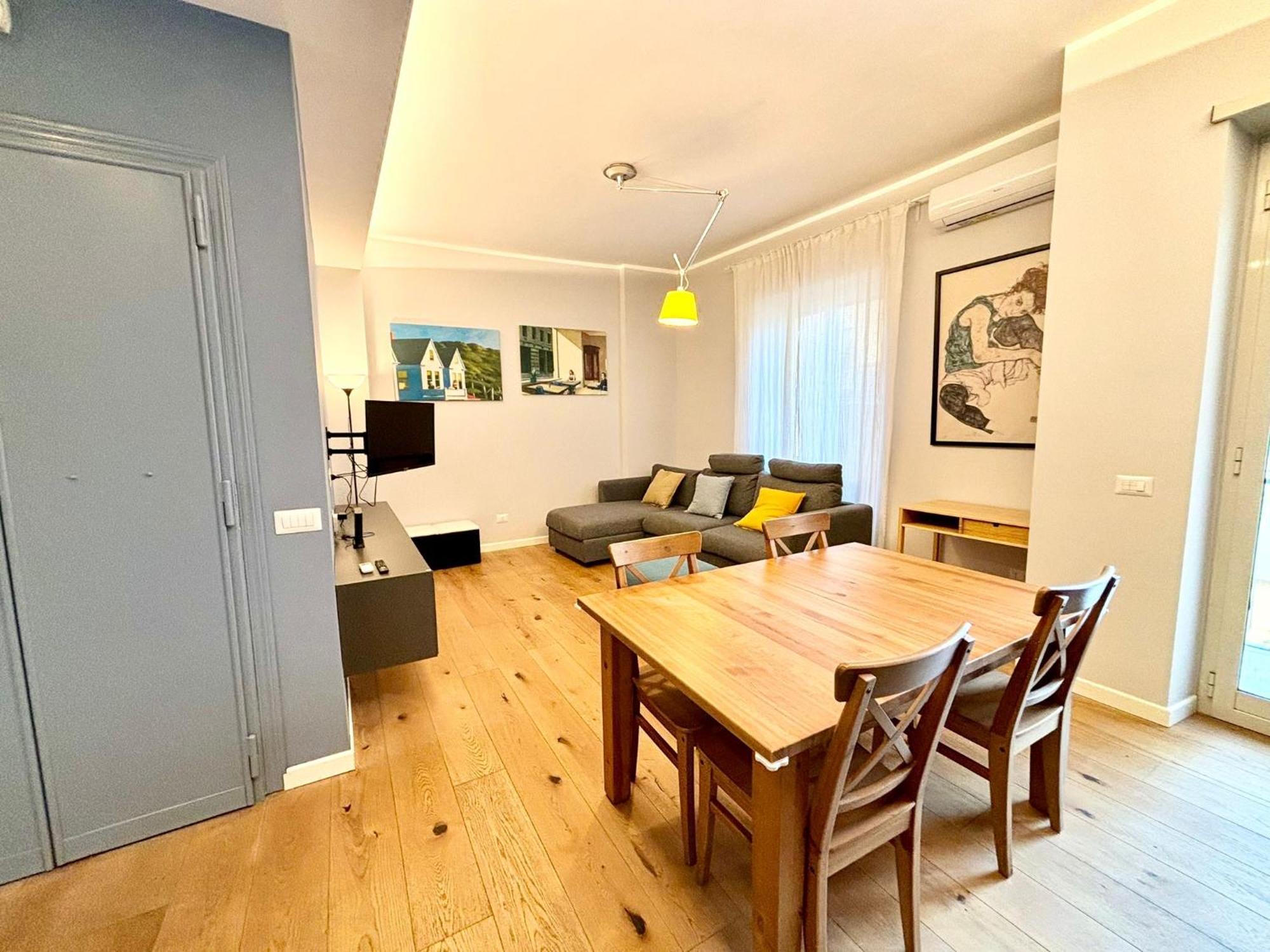 Good Living Apartment *